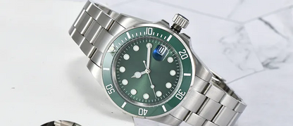 Rolexx Watch with box + sapphire glass